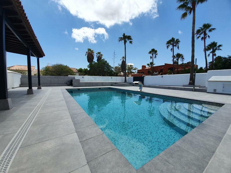 Property in Golf del Sur Tenerife Property Shop S.L